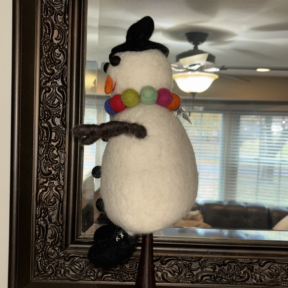 Pottery Barn 100% Wool Snowman Tree Topper Decoration. - Picture 12 of 13